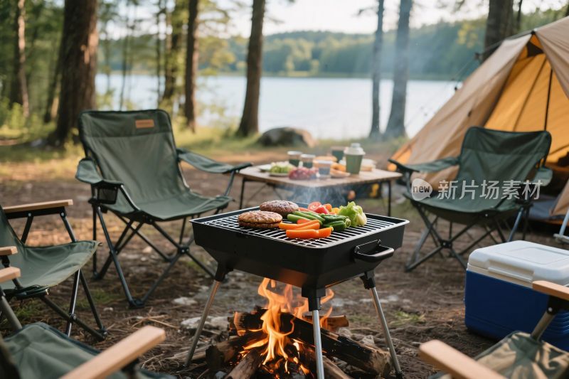 户外露营烧烤场景