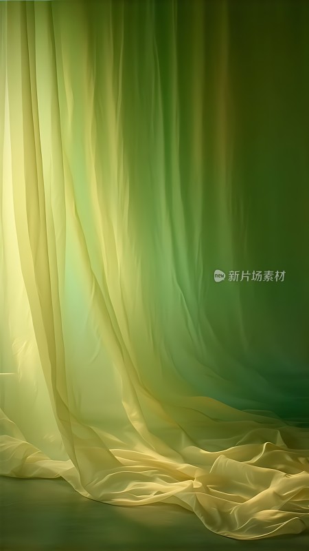 绿色轻纱飘动阳光洒落梦幻而宁静