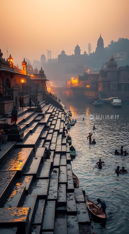 晨曦中的河岸风光