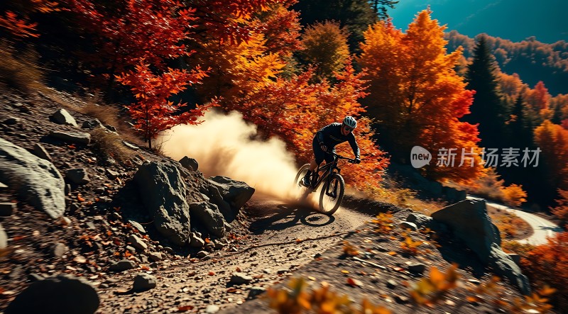 秋日骑行风驰电掣过山间小径
