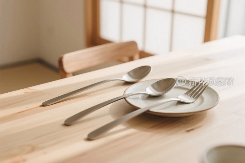 餐具摆放摄影图