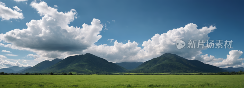 一大片田野一座高山清风景横幅图片