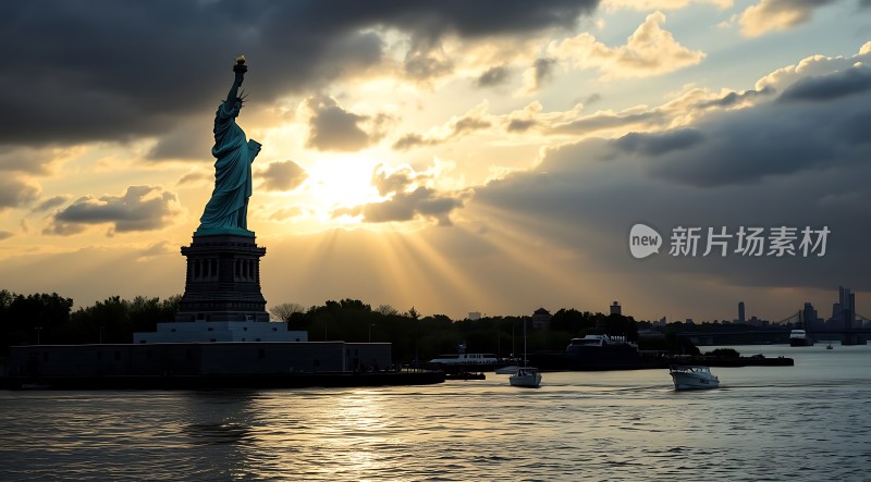 自由女神像日落美景