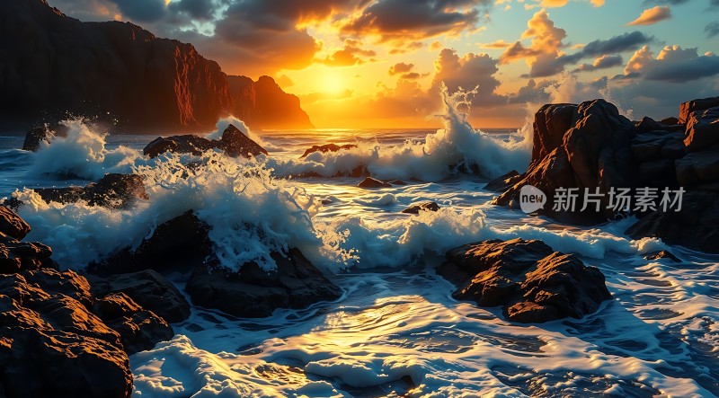 日落时分的海浪与岩石