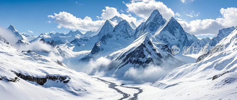 雪山山峰云雾缭绕风景壁纸特写冬季探险素材