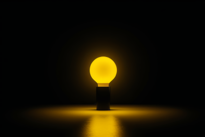 黑色背景灯泡特写高清图片 黑色背景灯泡特写高清图片