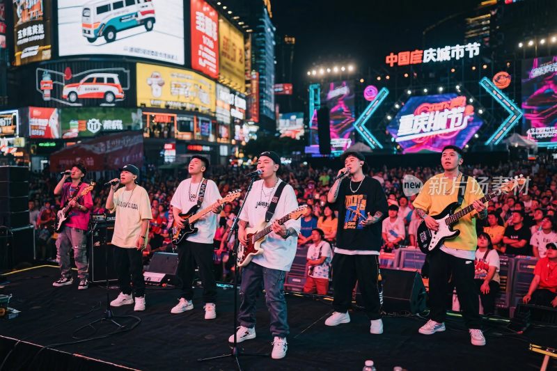 舞台乐队演出现场