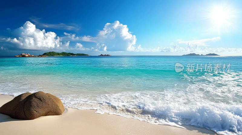 海浪拍打沙滩海边海水大自然景观旅行蓝色