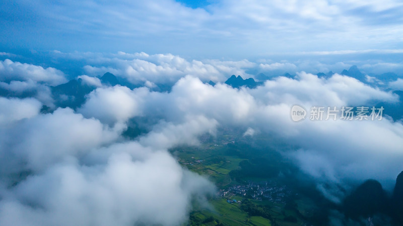 云海山峦仙境之巅