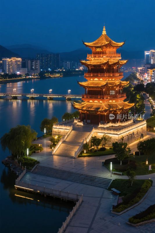 古建夜景湖边塔楼