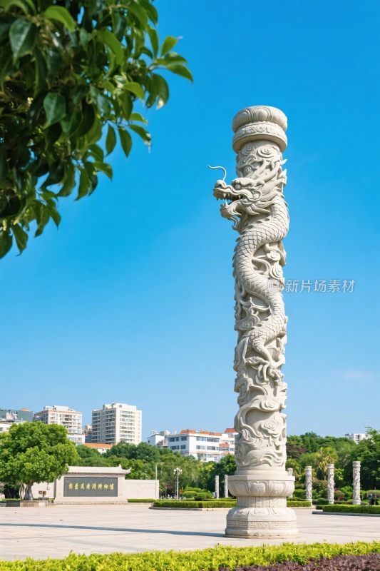 石柱龙雕塑景观