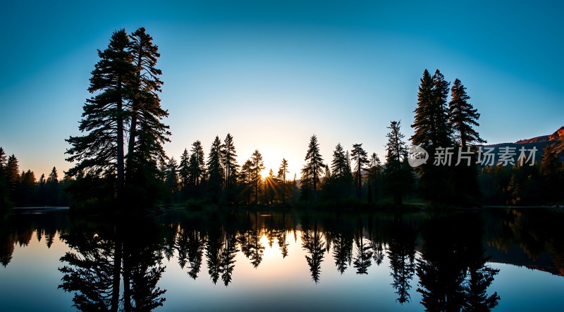 湖畔晨曦映翠影松涛轻拂水波柔