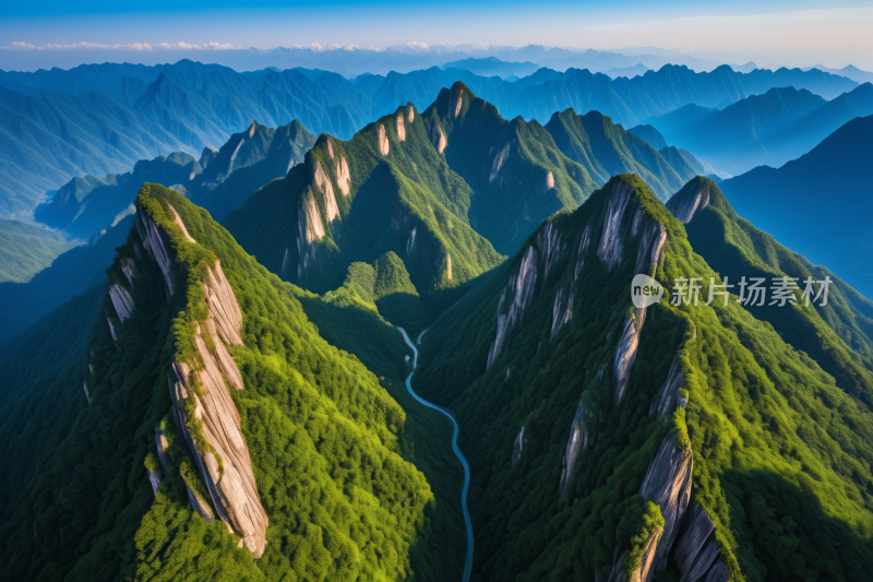 山脉中间一条河流穿过高清风景风光图片