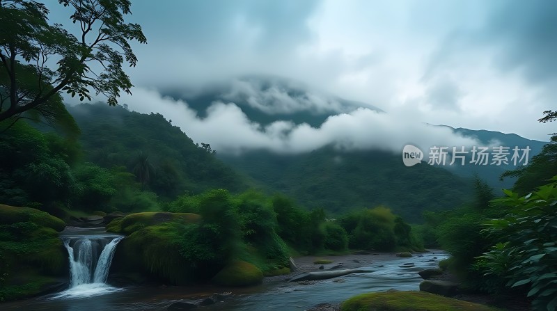 雨后山间小溪流