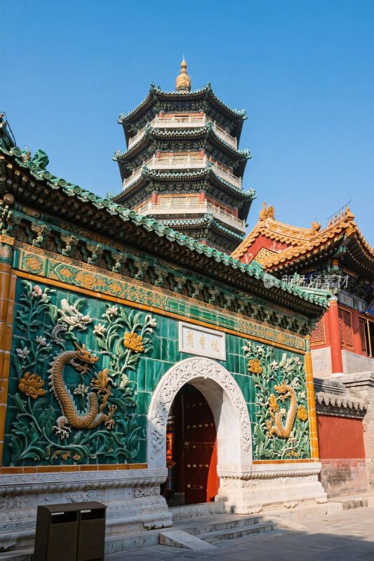 古建彩绘与塔楼