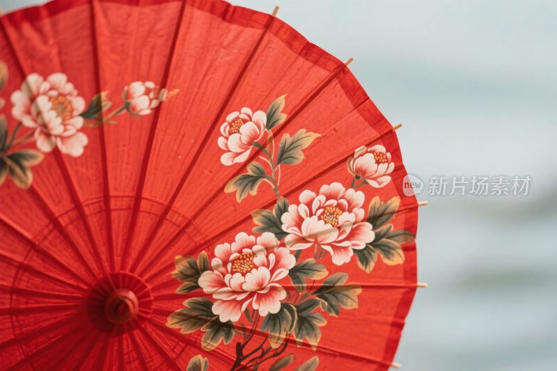 红色花卉油纸伞