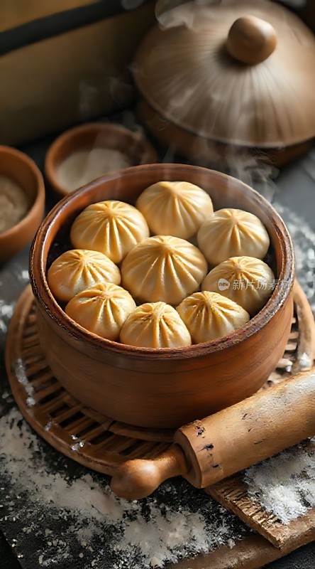 蒸笼里的美味包子