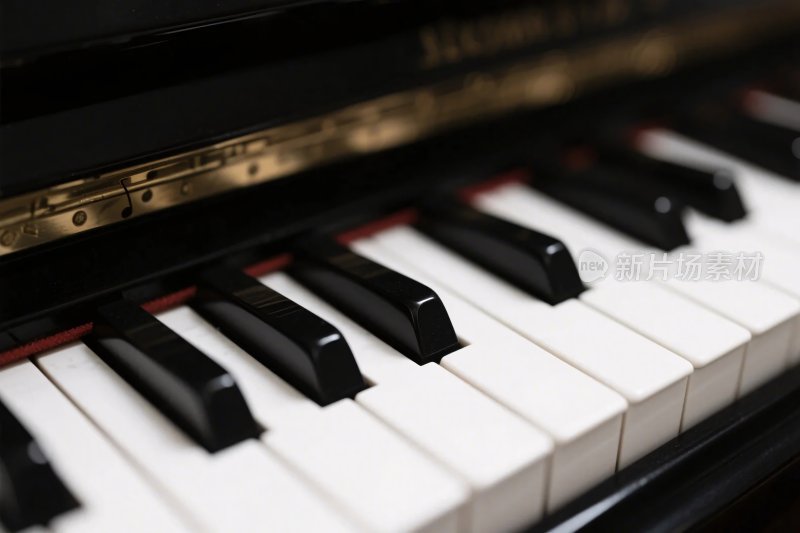 钢琴琴键特写