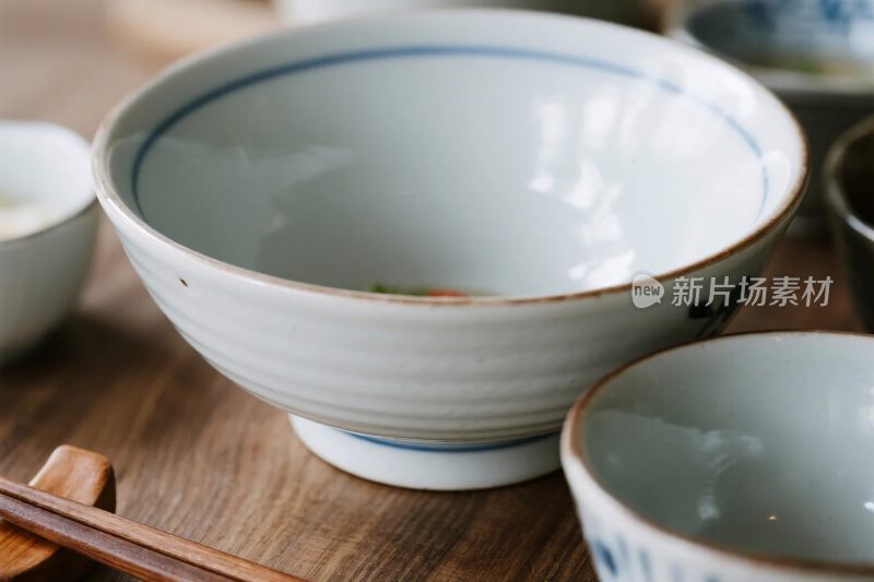 陶瓷碗餐具展示