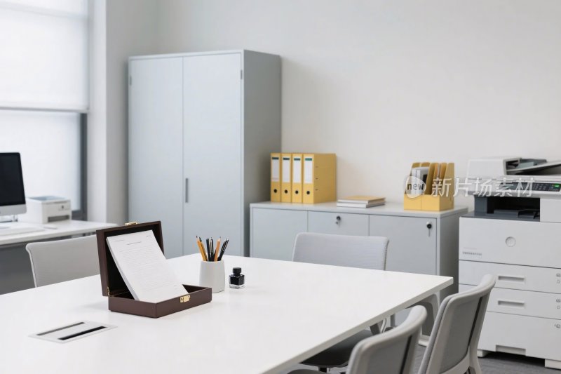 办公室办公场景图