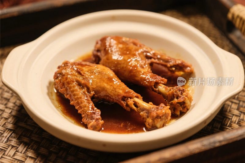 砂锅炒鸡美食展示