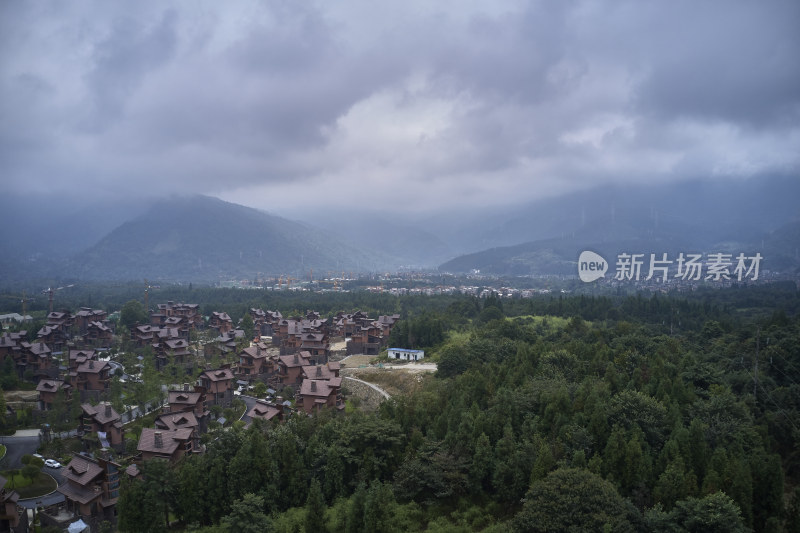 四川峨眉山洪雅半山七里坪度假村