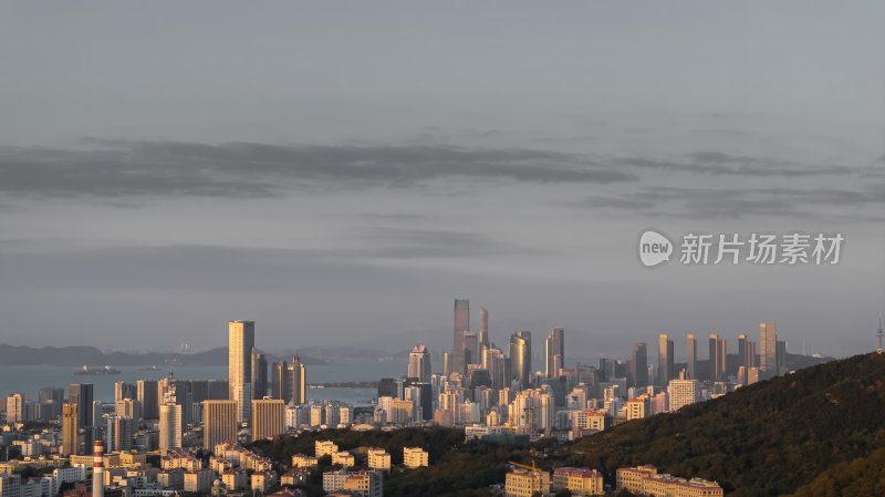 青岛城市航拍建筑楼房，浮山公园