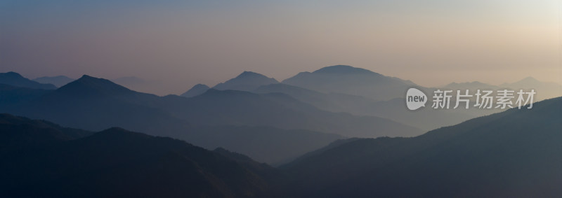 杭州临安指南村山峦高山晨曦