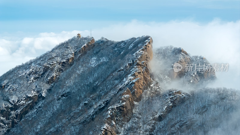 高山雪后云海航拍