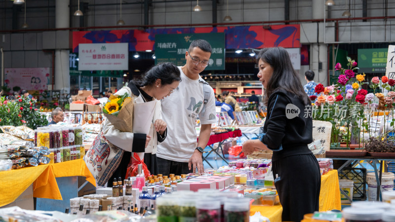 国庆假期云南昆明的斗南花市