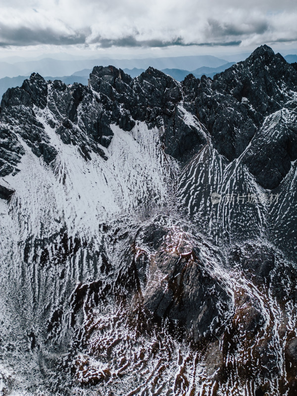 丽江玉龙雪山大峡谷