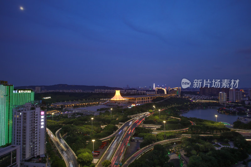 广西南宁国际会展中心城市风光建筑夜景