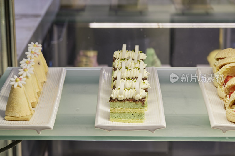 高档星级酒店自助餐的甜品蛋糕