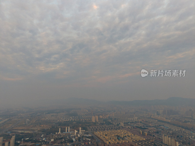 江西新余城市清晨航拍图