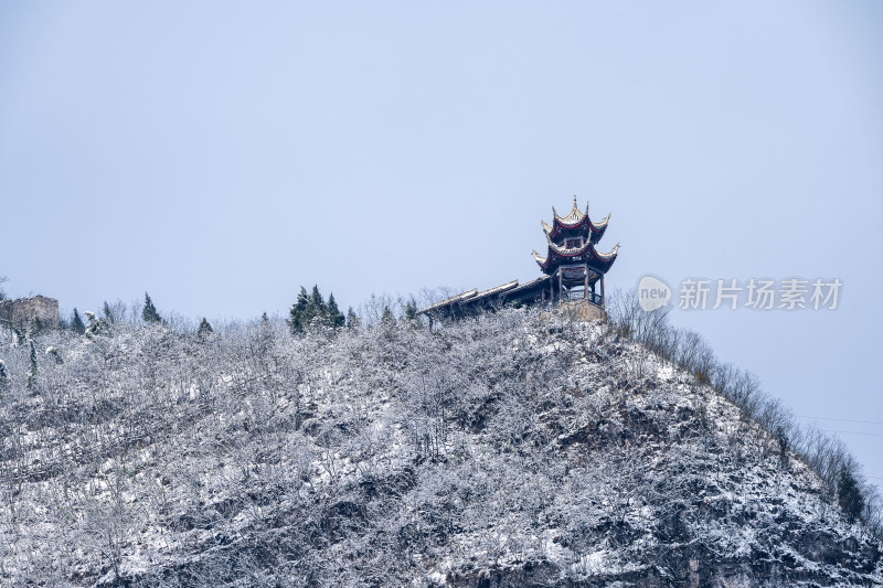 航拍东方威尼斯镇远古城雪景