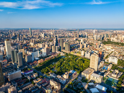 辽宁沈阳和平区中山公园和平南大街航拍城市