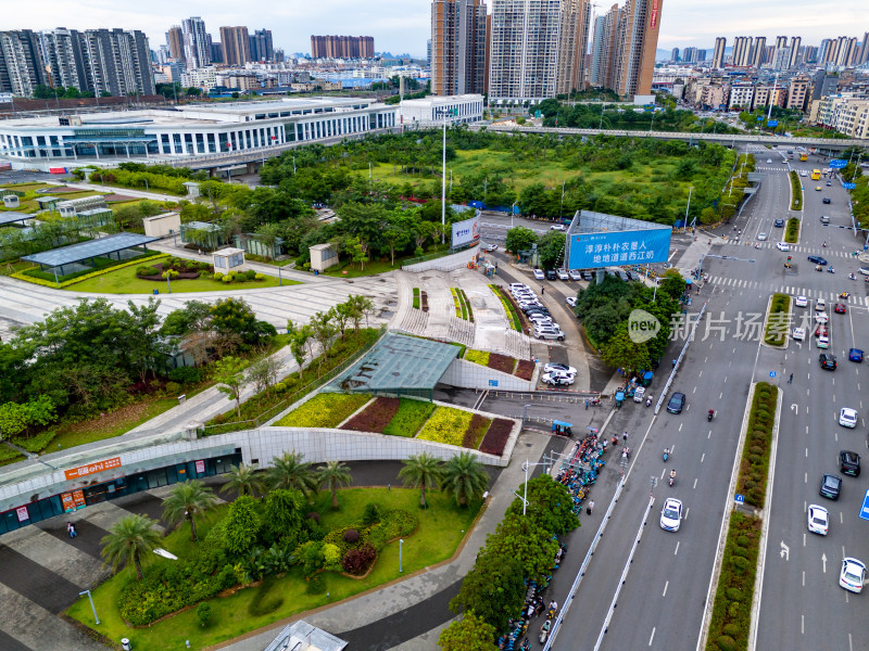 广西贵港城市风光交通航拍图