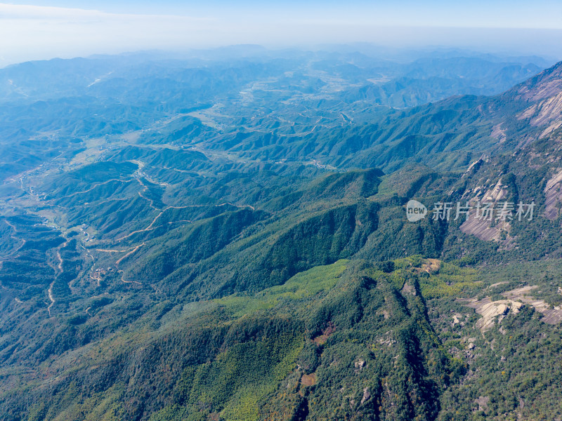 祖国大好河山灵山航拍图