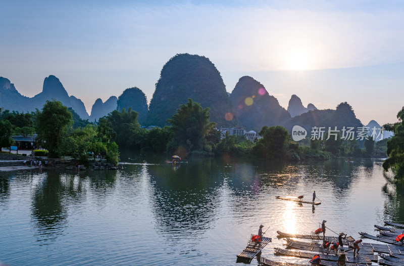 桂林阳朔十里画廊遇龙河夕阳落日山水风光