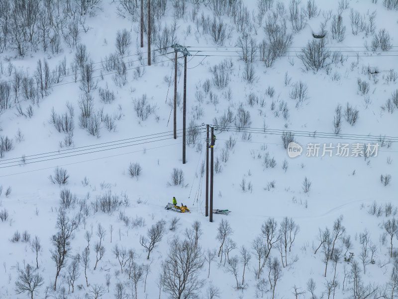 挪威罗弗敦群岛北极圈奥镇冬季雪景高空航拍