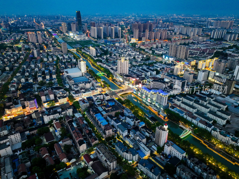 航拍昆山城区夜景风光