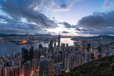 香港维多利亚港CBD中环日出夜景繁华都市