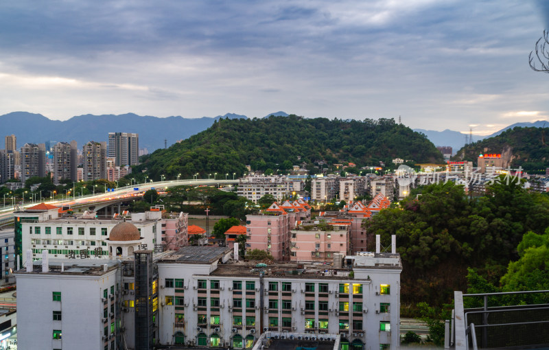 福建省福州的城市步道俯瞰城市风景