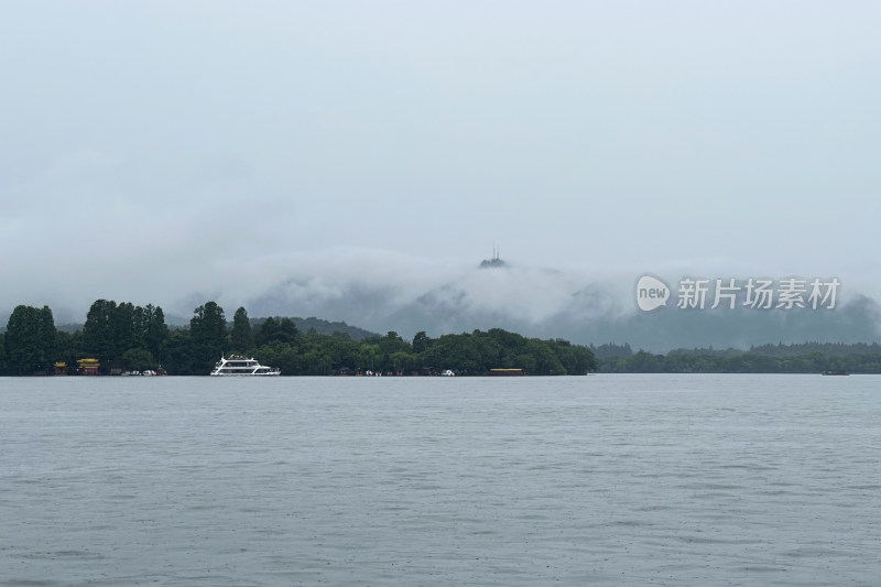 杭州西湖山水云雾景观