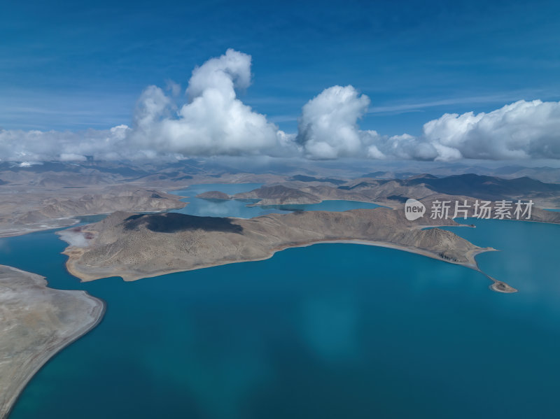 西藏山南羊卓雍措圣湖神湖蓝色高空航拍