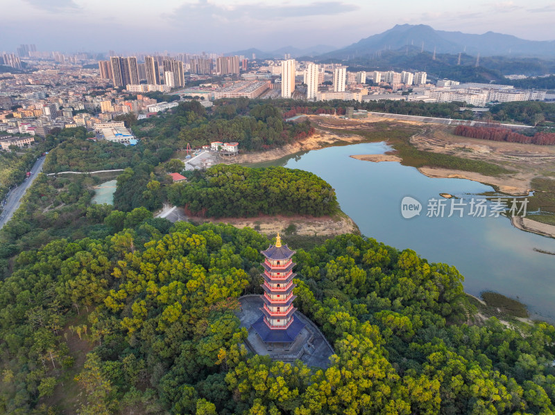 广东省深圳市坪山区大山陂水库泰和塔航拍
