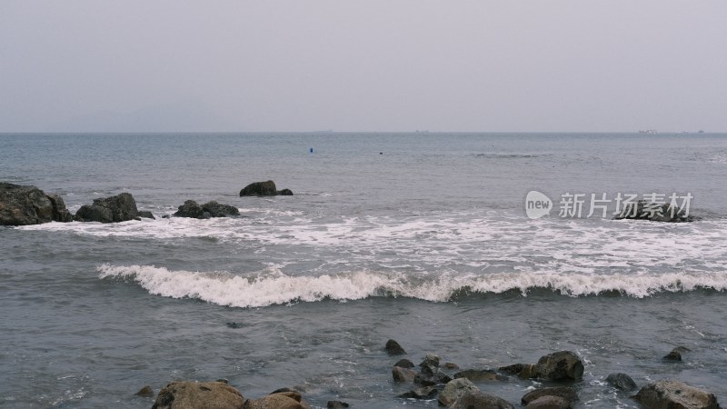 青岛鱼鸣嘴沙滩