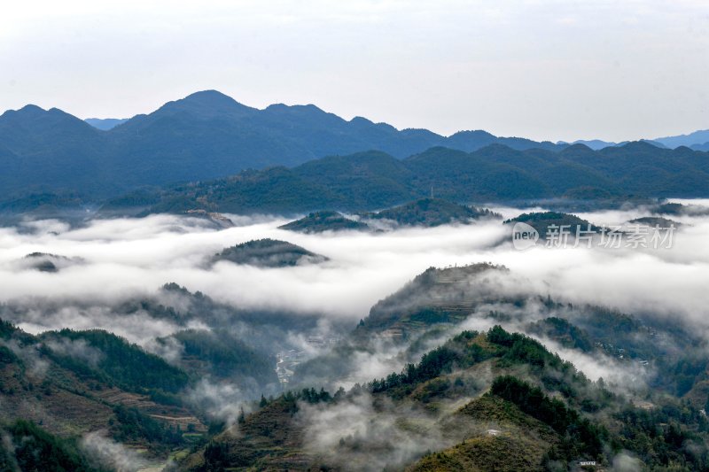 重庆酉阳：石门山的清晨