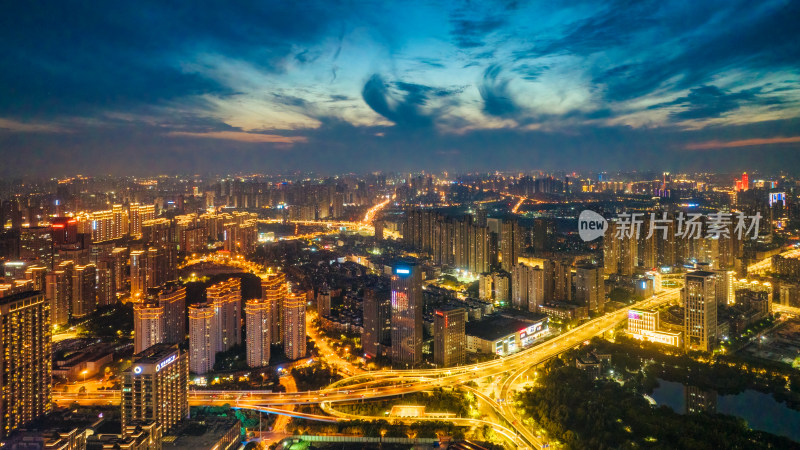 武汉泛海片区夜景航拍