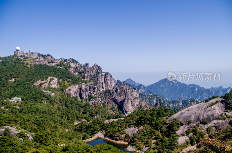 自然风光黄山风景区喀斯特地貌迎客松